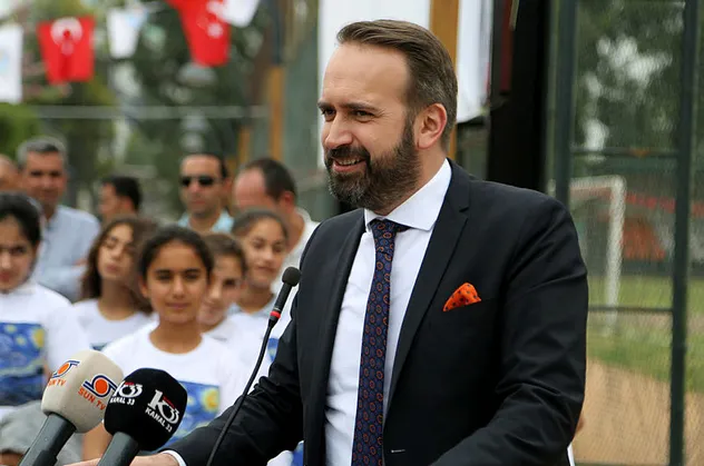 Hollanda'nın milli günü olan Kral Günü Marmaris'te verilen resepsiyonla kutlandı.