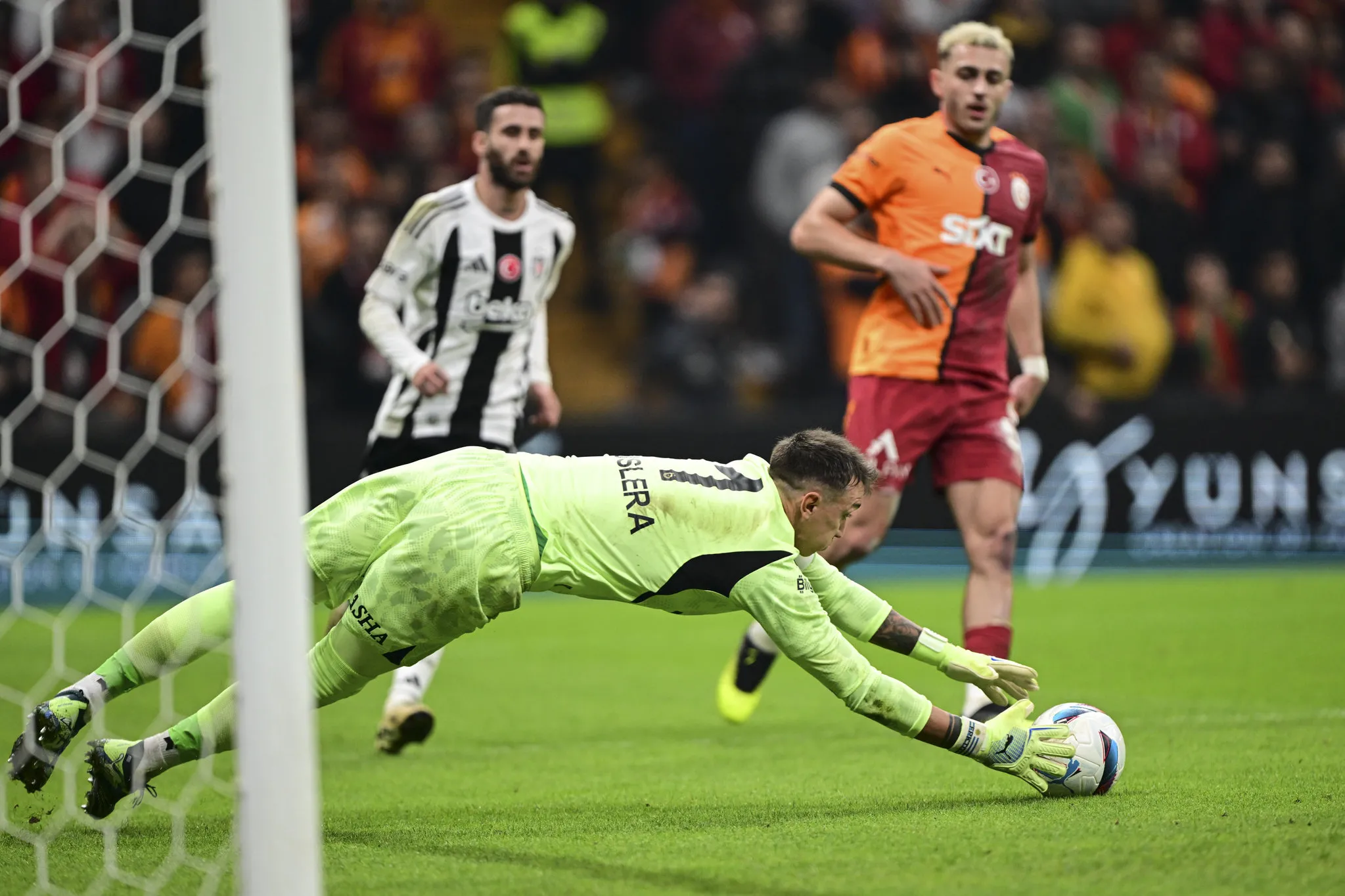 Muslera kararını bildirdi! Galatasaray'da bir devrin sonu mu? - 2