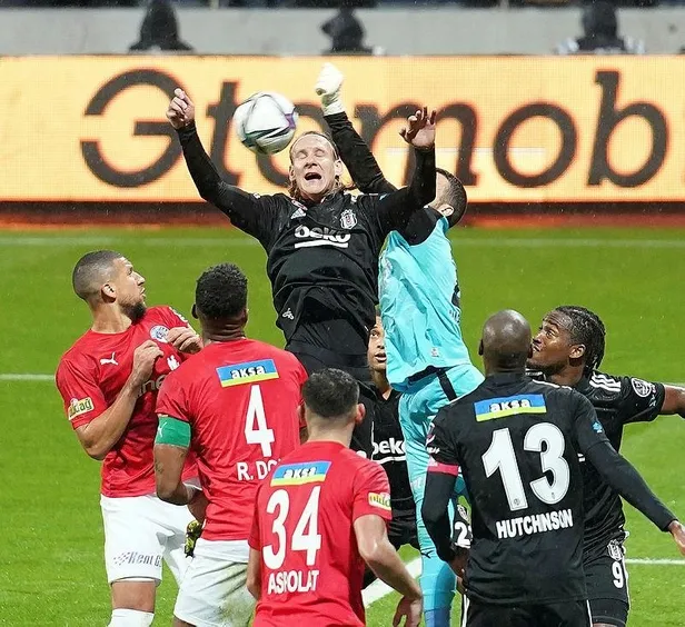 besiktas-yara-almaya-devam-ediyor-kasimpasa-1-1-besiktas-1638569548911.jpeg Beşiktaş yara almaya devam ediyor! Kasımpaşa 1-1 Beşiktaş-3