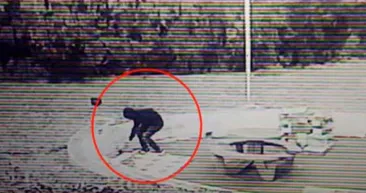 Dünya bu inanılmaz görüntüyü konuşuyor! Bir anda ortadan kayboldu...Görenler şaştı kaldı