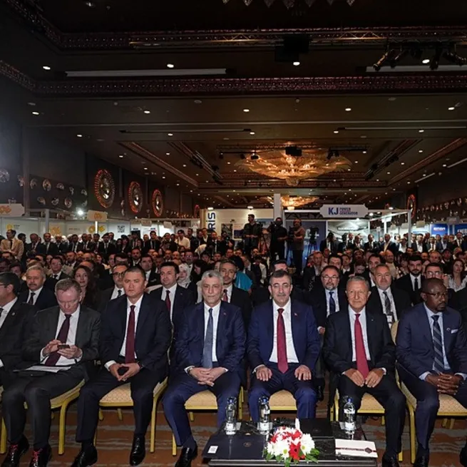 138 ülkeye 562 milyar dolarlık imza