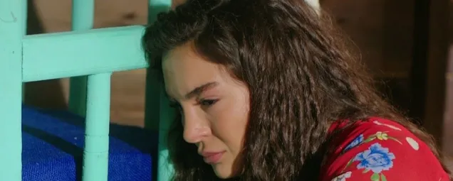 Reyyan, Hazar Şadoğlu ile yüzleşiyor! Hercai 38. yeni bölüm