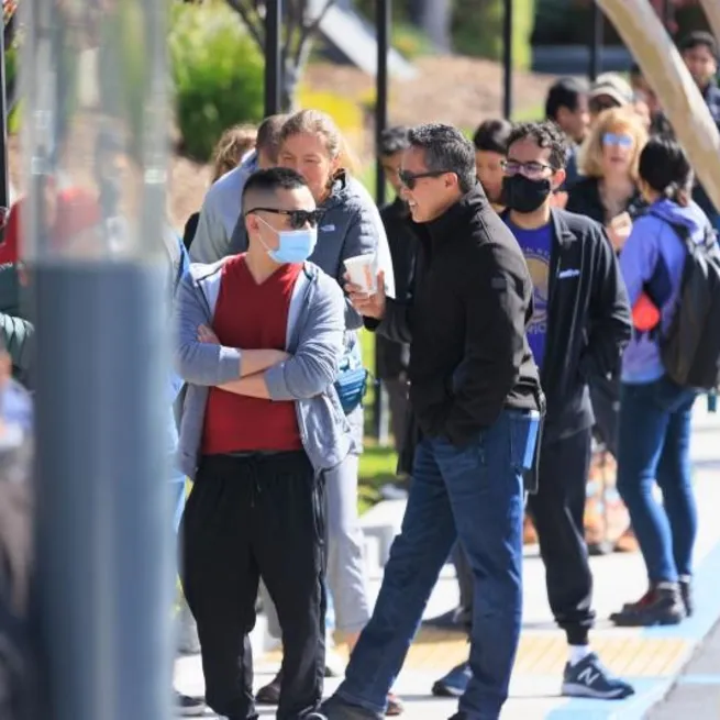 ABDde bankalar iflas etti kuyruklar 2001 Türkiye tablosunu hatırlattı