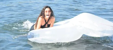 Ayşe’den mesaj var