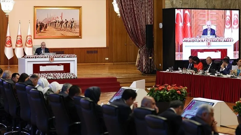 terorsuz-turkiyede-en-kritik-viraj-nihai-rapor-tbmmye-geliyor-mhpden-bu-is-bitti-geri-donus-yok-mesaji-1770213584880.jpeg Terörsüz Türkiye'de en kritik viraj! Nihai rapor TBMM'ye geliyor: MHP'den "Umut Hakkı" mesajı: Tüm partilerle uzlaştık-2