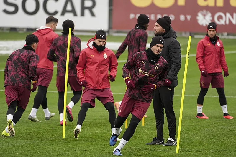 Galatasaray Atletico Madrid karşısında! Okan Buruk'tan Osimhen kararı - 5