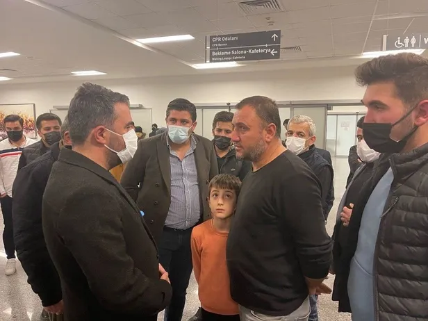 basibos-gezen-9-kopek-ogrenciyi-agir-yaraladi-ankara-buyuksehir-belediyesine-soylememize-ragmen-onlem-alinmadi-1638218491931.jpeg Başıboş gezen 9 köpek öğrenciyi ağır yaraladı: "Ankara Büyükşehir Belediyesi'ne söylememize rağmen önlem alınmadı"-5