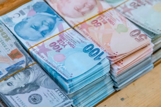 son-dakika-emekliye-seyyanen-zam-yapildi-mi-7500-tl-alan-ne-kadar-alacak-29-ekim-ikramiyesi-5-bin-tl-ne-zaman-1696869216676.jpg Tarih verildi! 29 Ekim ikramiyesi, 5 bin TL ne zaman yatacak? Emekliye seyyanen zam yapıldı mı, 7.500 TL alan ne kadar alacak?-7