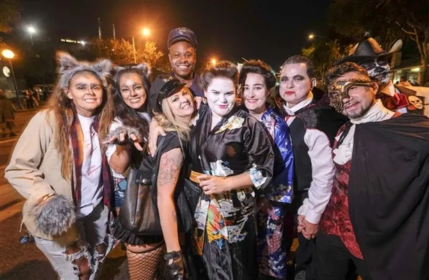 cadilar-bayrami-ne-zaman-2021-cadilar-bayrami-kostumleri-ve-etkinlikleri-2021-halloween-ne-demek-anlami-ne-1633846805602.jpg Cadılar Bayramı kostümleri ve etkinlikleri 2021! Cadılar Bayramı ne zaman 2021? Halloween ne demek, anlamı ne?-6