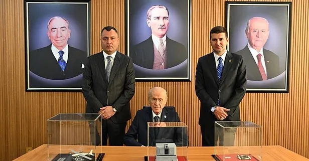 MHP Genel Başkanı Bahçeli'den Ülkü Ocakları'na bayram ziyareti