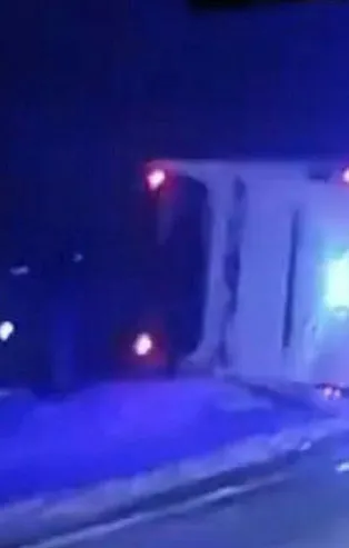 Nevşehir'de yolcu otobüsü devrildi: 9 yaralı
