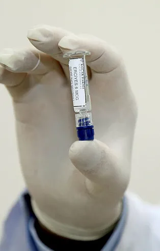 SON DAKİKA! Koronavirüs aşısı için gönüllü aranıyor! İşte başvuru şartları