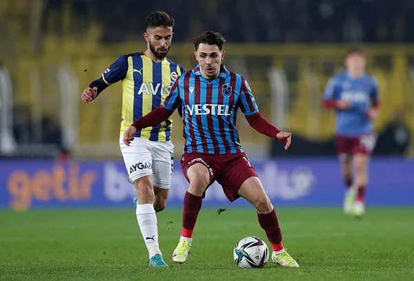 1647418704387.jpg Fenerbahçe'nin yıldızı Avrupa'nın zirvesinde! Eleştiri oklarının hedefindeydi taraftarın gözüne girdi-3