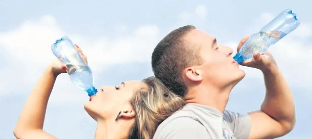 Şeftali-kavun-karpuz sıcaktan korkmuyoruz