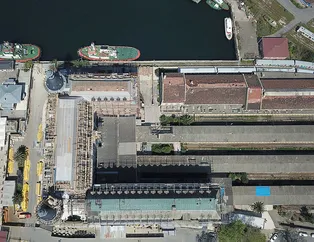 Haydarpaşa Garı'nda yangının izleri siliniyor