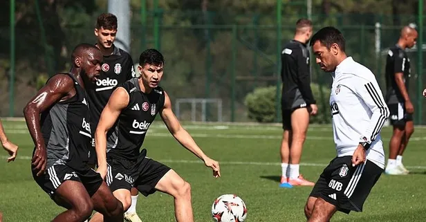Kartal moral arıyor