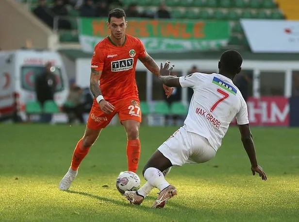 Sivasspor 3 puanı 3 golle aldı! Alanyaspor 0-3 Sivasspor (MAÇ SONUCU-ÖZET)-2