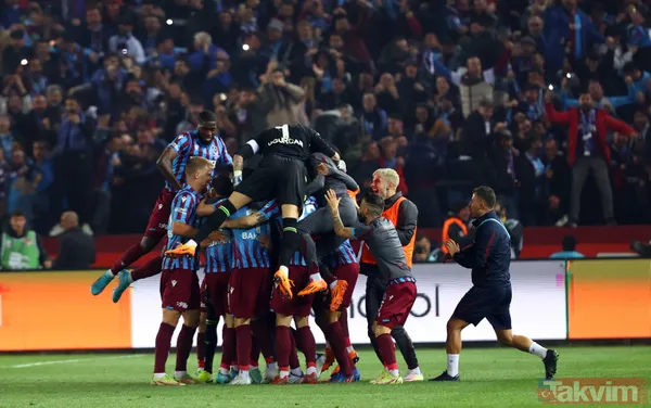 Trabzonspor taraftarı şampiyonluğu kutluyor! Renkli görüntüler... - 31