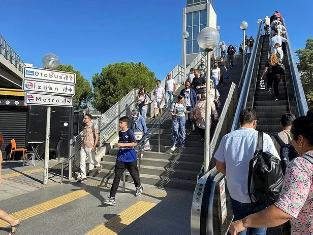 İzmir'de grev! Metro ve tramvay çalışanları iş bıraktı-6