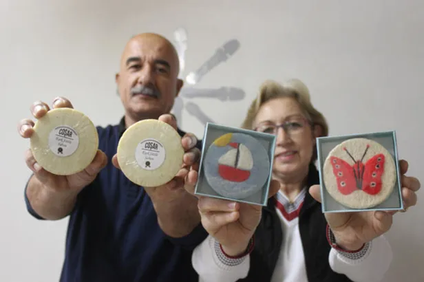 Bursa'da emeklilikten canı sıkıldığı için sirkeli sabun yaptı! Koronavirüs sonrası satış patlaması yaşadı!-2