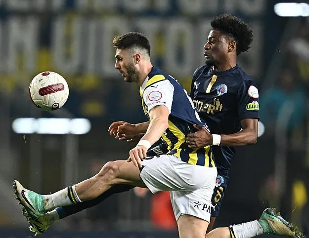 ’Yüksek’ten uçuyor