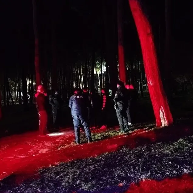İki genç arasında çıkan tartışmada kan döküldü!