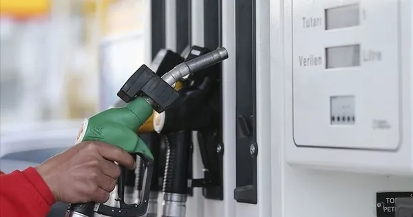 son-dakika-motorinin-ardindan-benzin-ve-otogaza-da-indirim-geliyor-iste-guncel-akaryakit-fiyatlari-ve-beklenen-1656657141271.jpg SON DAKİKA: Motorinin ardından benzin ve otogaza da indirim geliyor! İşte güncel akaryakıt fiyatları ve beklenen indirim rakamı-3