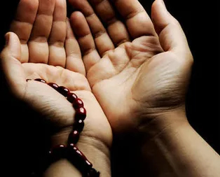 Tilavet secdesi nasıl yapılır? Tilavet secdesinde ne okunur? İşte tilavet secdesi duaları