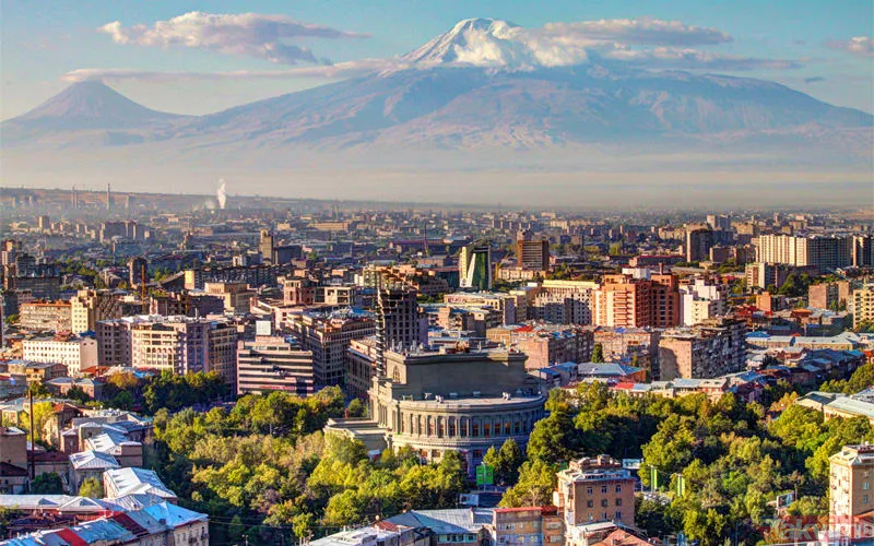 Bu ülkede kadınlar evlenebilmek için para ödüyor!