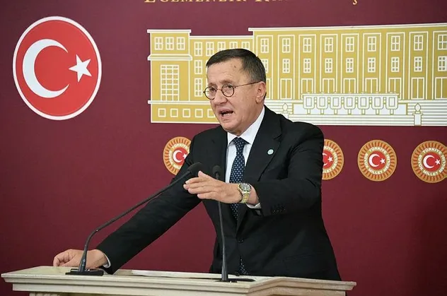 CHP'li Cihangir İslam ile İP'li Lütfü Türkkan'ın "mülteci" kavgası! İttifaktaki yeni krizin fitili ateşlendi