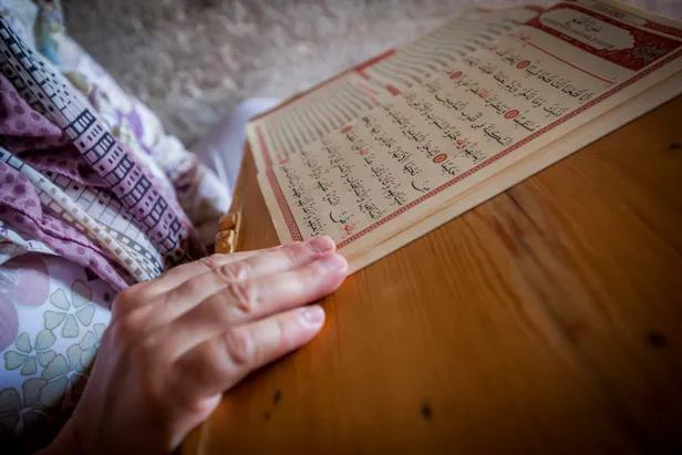 asure-gunu-namazi-nasil-kilinir-kac-rekattir-diyanete-gore-asure-gunu-namazi-ne-zaman-kilinir-okunacak-dualar-1659956307237.jpg Aşure günü namazı nasıl kılınır, kaç rekattır? Diyanet'e göre Aşure Günü namazı ne zaman kılınır? Okunacak dualar, çekilecek tesbihler...-2