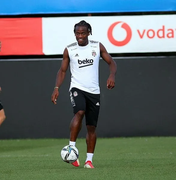 Ve Michy Batshuayi resmen Kartal oldu-1