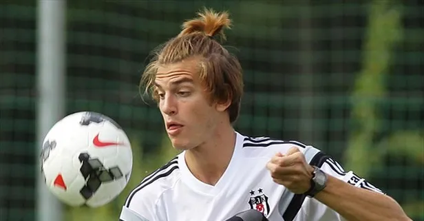 Atınç Nukan formayı unuttu