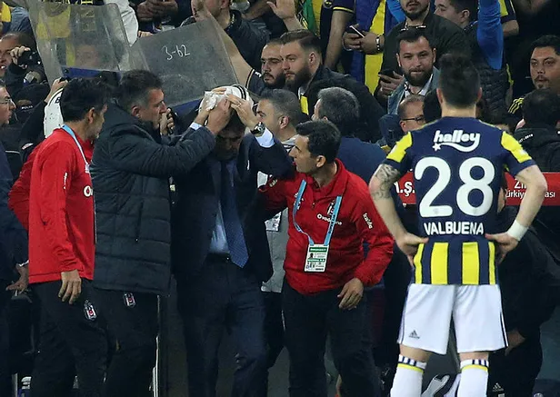 Fenerbahçe-Beşiktaş maçına damga vuran görüntü! Hasan Ali...-5