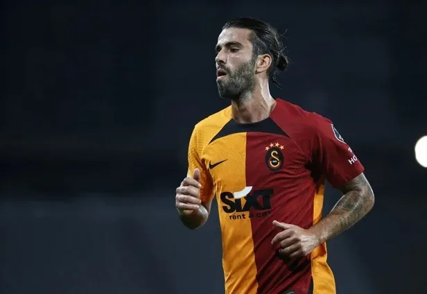 galatasaraydan-alkislanacak-transfer-plani-bir-yildiz-gidecek-digeri-gelecek-1693410673736.jpeg