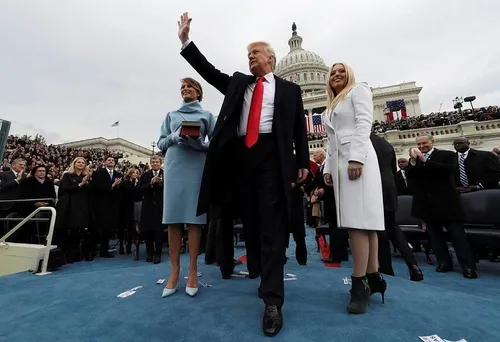 Trump dönemi resmen başladı-3