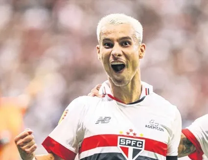 Ferreirinha olmadı Jota’ya gitti