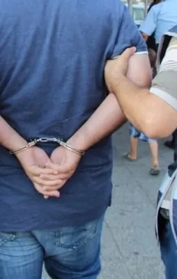 FETÖ'ye şafak operasyonu!