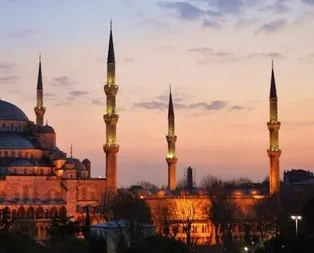 Mübarek Ramazan ayı bu gece ilk sahur ile teşrif edecek! İşte Ramazan ayı okunacak dualar