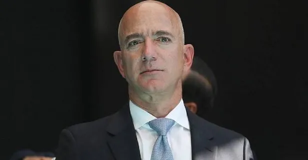 Amazon’un CEO’su Jeff Bezos görevini Andy Jassy’e teslim etti