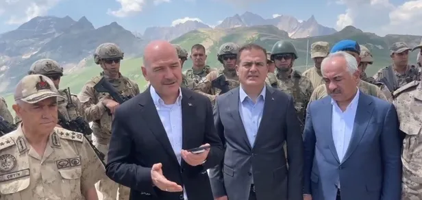 baskan-erdogan-hakkari-yuksekova-varkavik-tepe-us-bolgesindeki-askerlerin-bayramini-tebrik-etti-1657360527757.jpeg Başkan Erdoğan, Hakkari Yüksekova Varkavik Tepe Üs Bölgesi'ndeki askerlerin bayramını tebrik etti-2