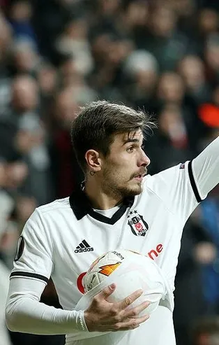 Dorukhan Toköz devlerin radarında