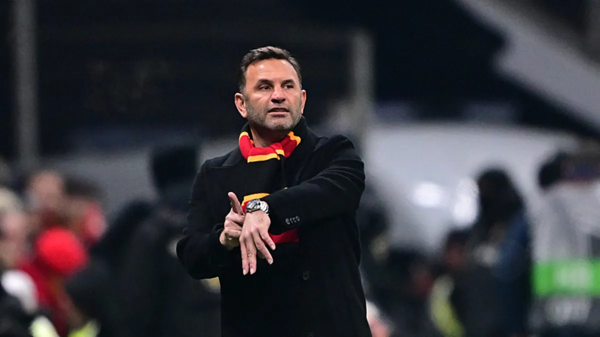 Okan Buruk'tan derbi yorumu! "Sezonun en önemli maçına çıkacağız"