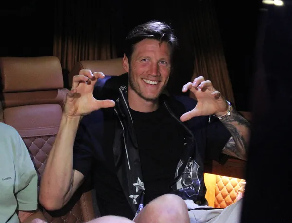 takvimcomtr-gunler-oncesinden-yazmisti-wout-weghorst-besiktas-icin-istanbulda-1656973187393.jpg Takvim.com.tr günler öncesinden yazmıştı! Wout Weghorst, Beşiktaş için İstanbul'da-3