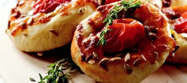 Ayçekirdekli Pizza Tarifi