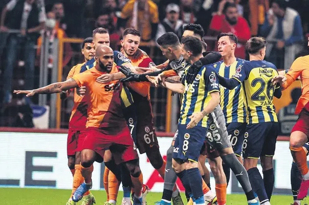 Pozisyona giriyor ama bitiremiyor! Galatasaray ligde girdiği 85 pozisyonun 19'nu gole çevirebildi