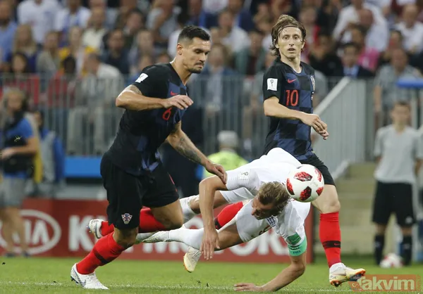 2018 FIFA Dünya Kupas'ında finalin adı belli oldu! Fransa - Hırvatistan - 30