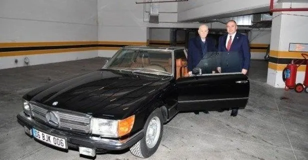 Devlet Bahçeli, MHP’li vekile klasik otomobil hediye etti