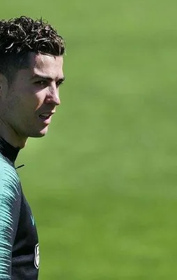 Cristiano Ronaldo'dan ilginç teklif