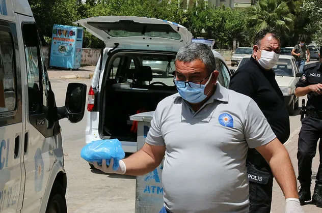 Antalya'da kan donduran olay! Çöpten cenin çıktı